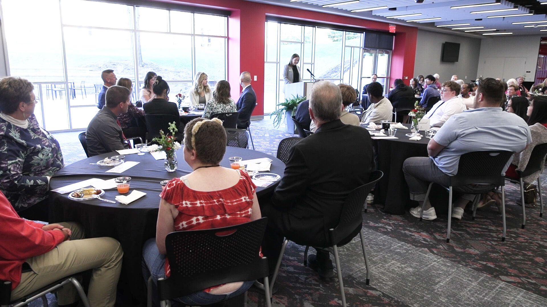 Ohio State Lima shows scholarship donors their impact on students